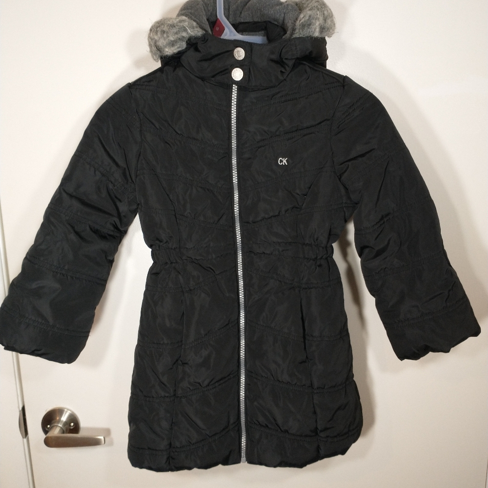 Calvin Klein Girls Puffer Jacket Black sz5 Faux Fur lined hooded, Excellent Cond